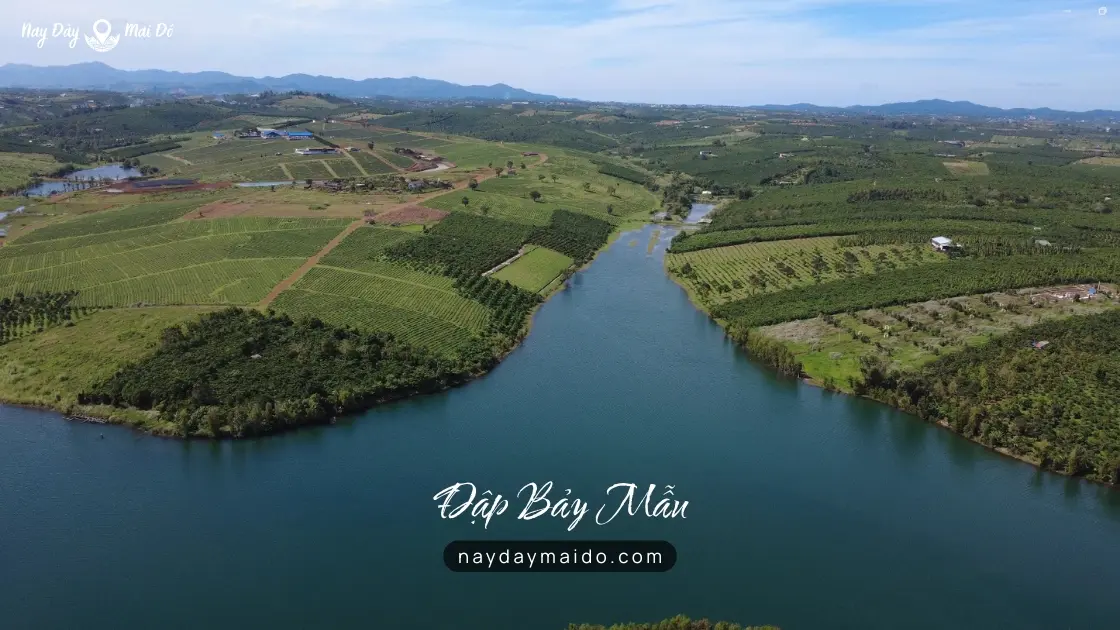 Khung cảnh yên tĩnh Đập Bảy Mẫu