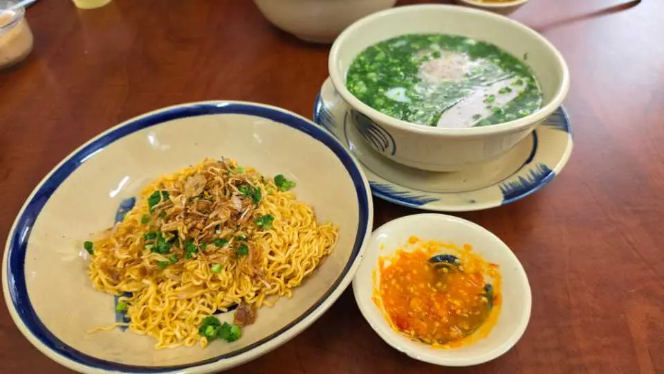 Bún nước lèo 223 Nguyễn Công Trứ P2 TP Bảo Lộc