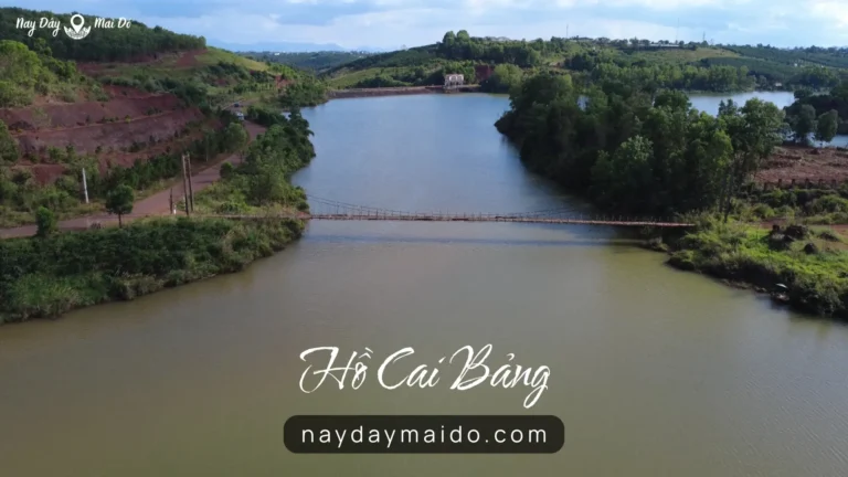 Cầu Treo Bắt Ngang Hồ Cai Bảng