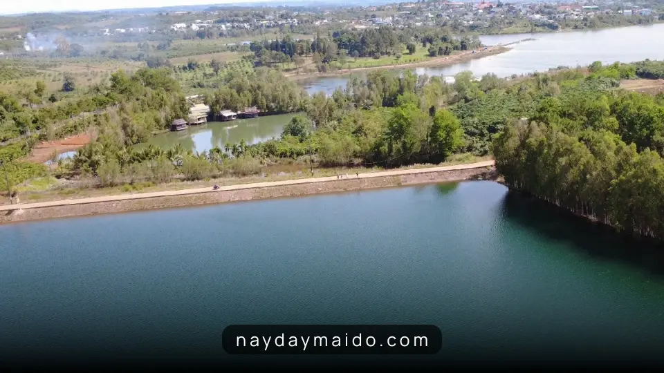 Những hồ nước ở Bảo Lộc là điểm đến thường xuyên của tôi